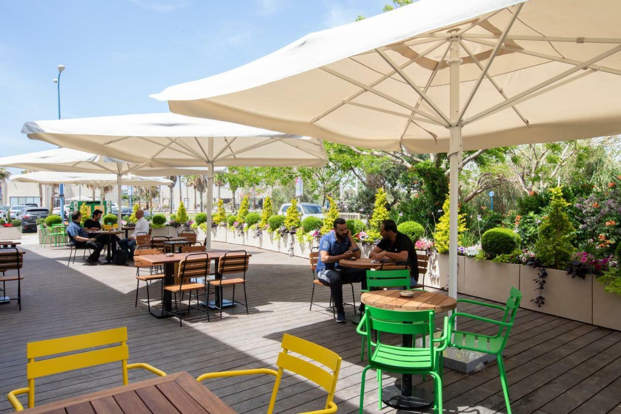 The Spot Hostel Tel Aviv Exterior photo