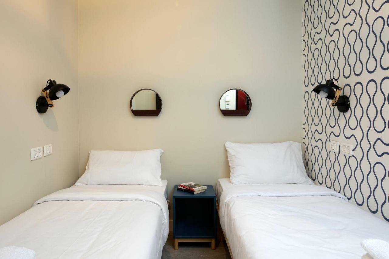 The Spot Hostel Tel Aviv Exterior photo