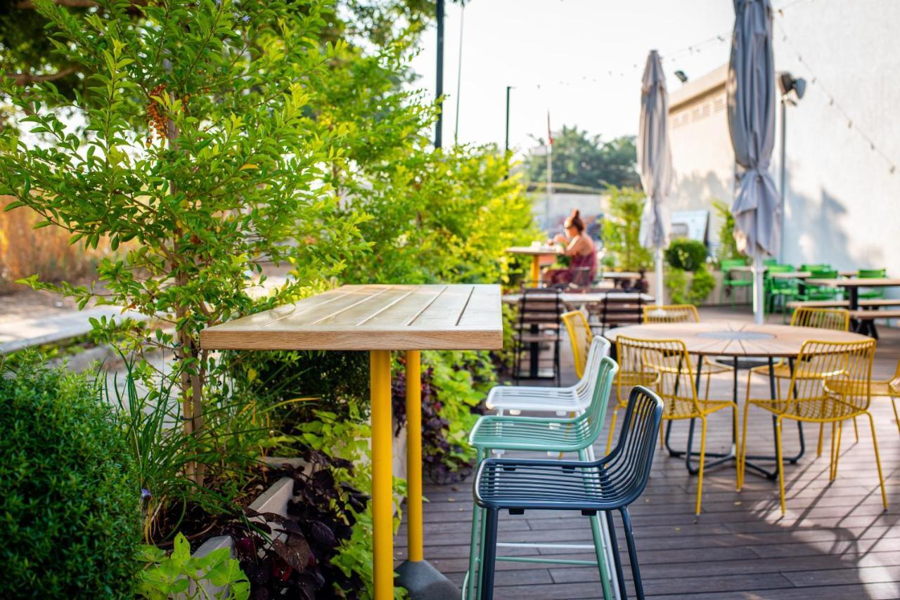 The Spot Hostel Tel Aviv Exterior photo